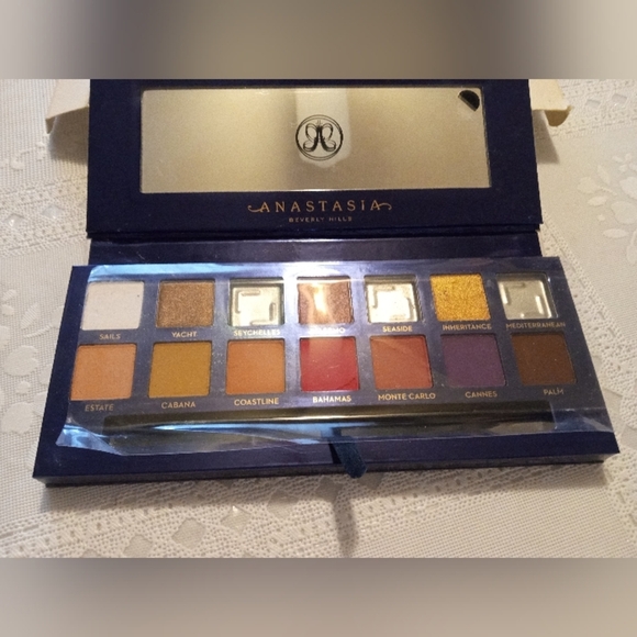 Anastasia Beverly Hills Riviera Eyeshadow Palette - Picture 9 of 15